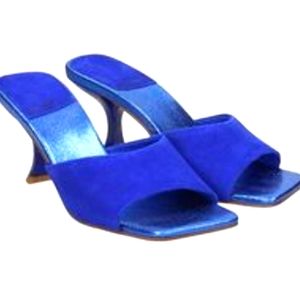 Mr Big royal suede ..